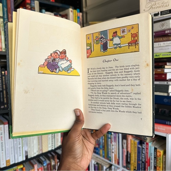 Raggedy Ann and Andy and the Nice Fat Policeman Book (1960) - Picture 7 of 7